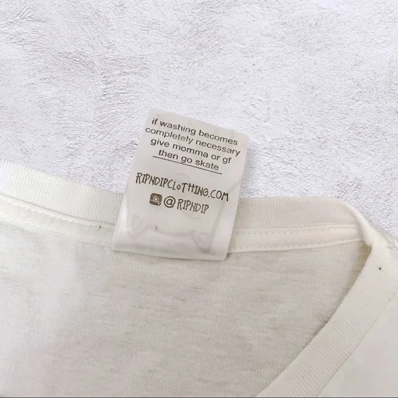 RIPNDIP | SIDEWAYS POCKET CAT UNISEX SKATER T-SHIRT - Picture 2 of 5